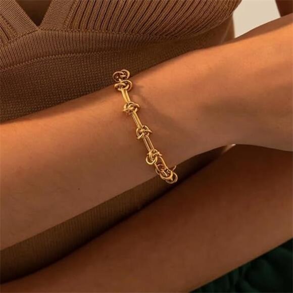 18K Gold Knot Link Chain Bracelet – Chunky Gold Plated Bracelet for Women - Picture 5 of 7